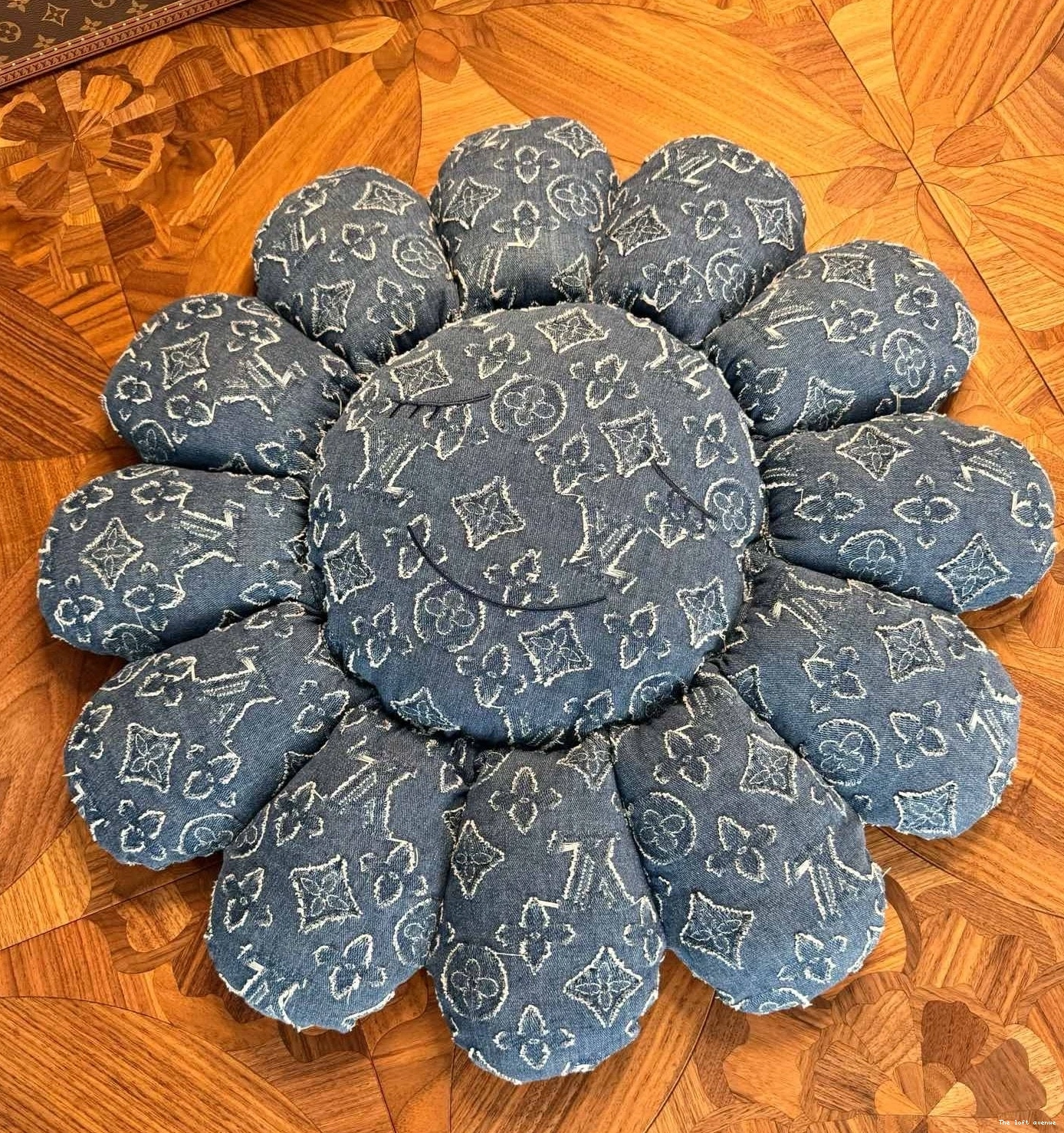 LV CUSTOM FLOWER PLUSH MURAKAMI 0717